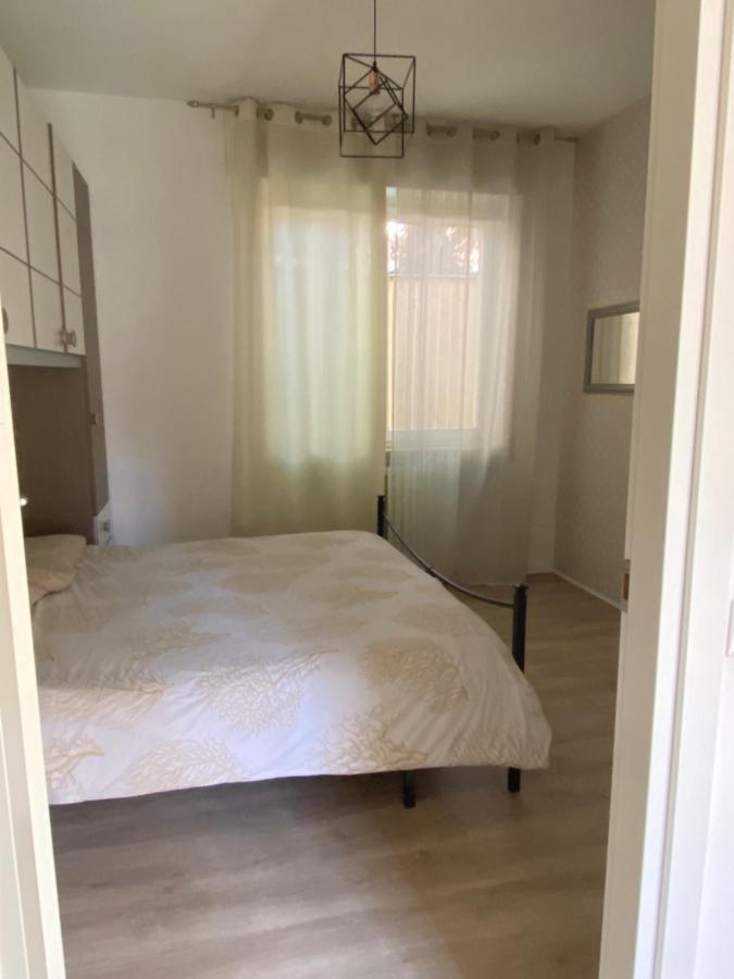 Appartmentslapiazzetta -1-2-6 Sesto Calende Exterior foto